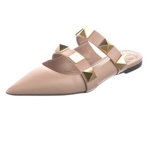 Valentino Roman Stud Mules Nude Leather Size
37 Pointed Toe Flats Like NEW